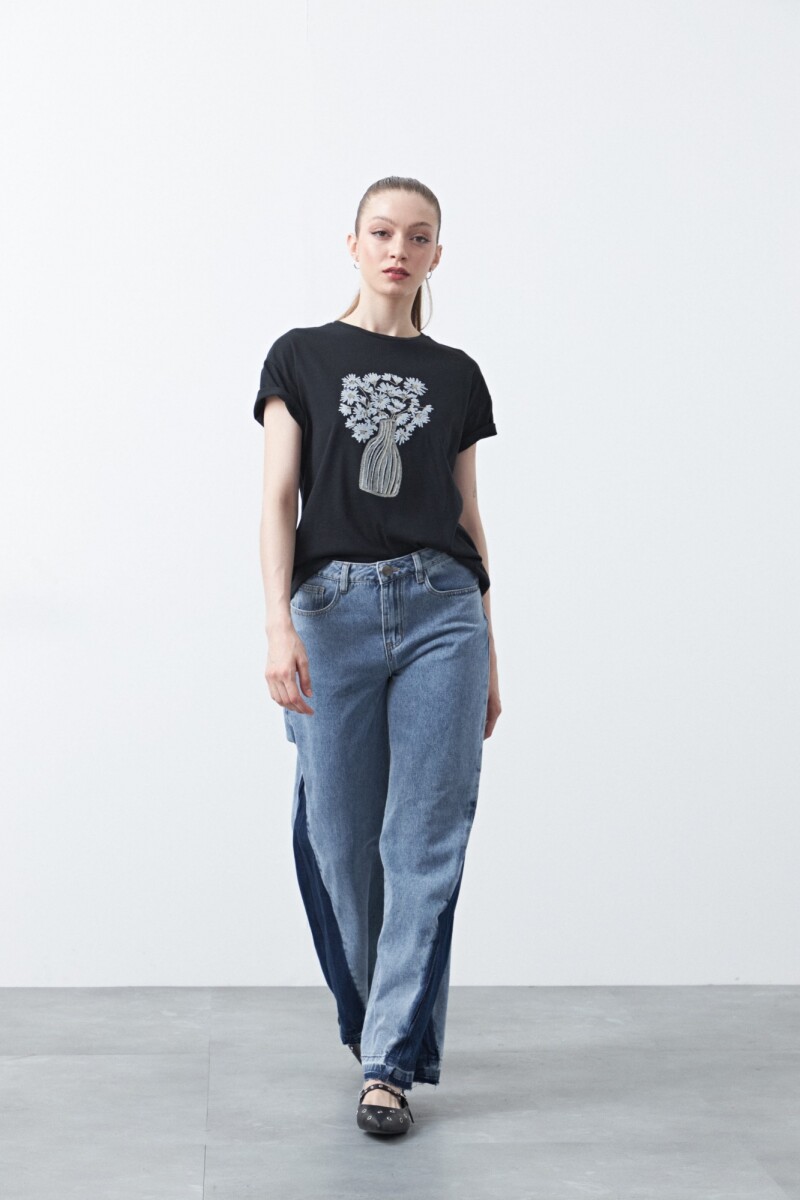 REMERA BONETERO Negro