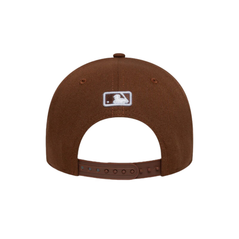 Gorro Cap New Era Forty Mc Oakath - Marrón Gorro Cap New Era Forty Mc Oakath - Marrón