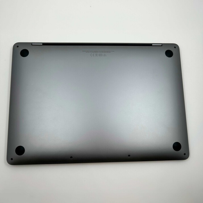 MacBook Pro 13'' 2022 M2 - 16GB RAM 512GB SSD MacBook Pro 13'' 2022 M2 - 16GB RAM 512GB SSD