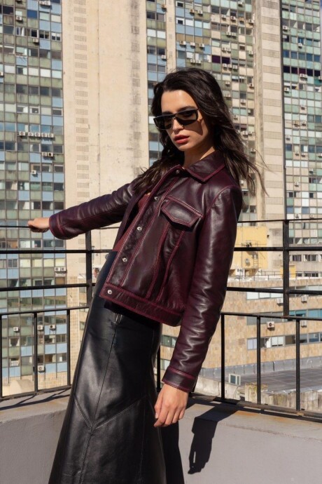 Jeanera de cuero Minerva Bordo