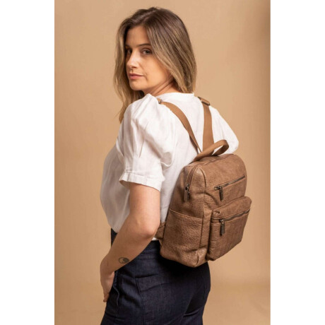 Mochila Clavel Tostado