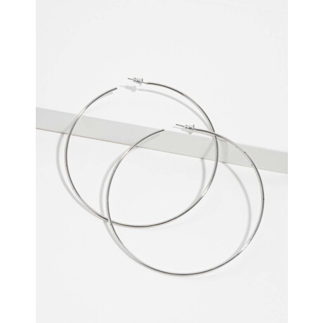 Argollas De Metal Plateado Rodio