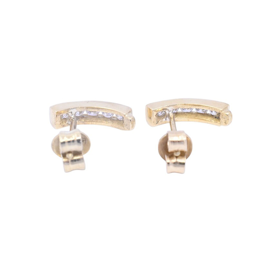 Aros oro 18 k con brillantes engarce carril. Aros oro 18 k con brillantes engarce carril.