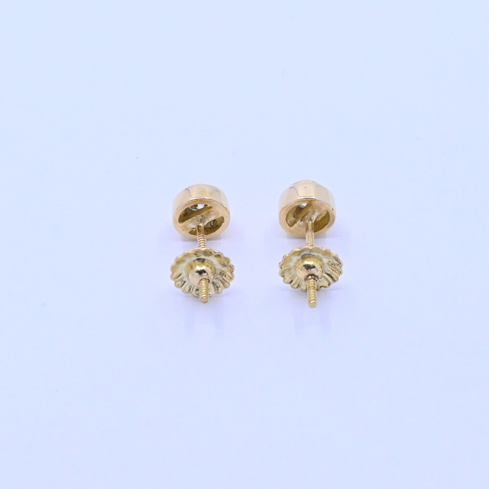 Caravanas oro18k y brillantes. Caravanas oro18k y brillantes.