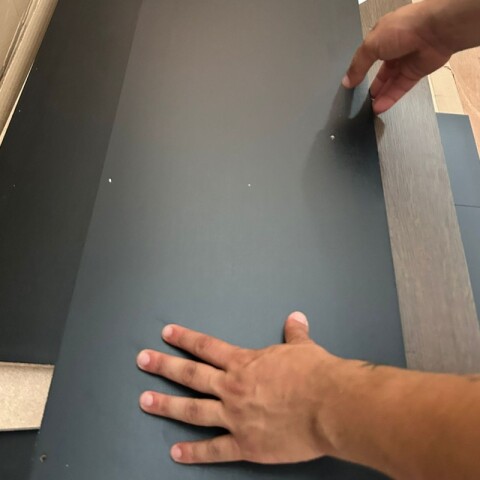 [OUTLET] Ropero Negro 4 puertas 2 cajones con estantes y perchero 172x90x35 cm Interior Natural [OUTLET] Ropero Negro 4 puertas 2 cajones con estantes y perchero 172x90x35 cm Interior Natural