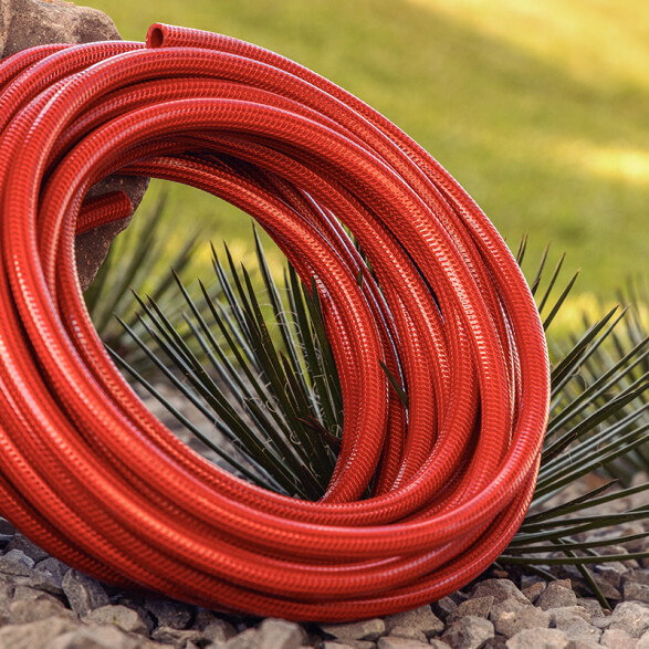 Kit manguera roja antitorsión 1/2" x 20mt. -TRAMONTINA TN1852