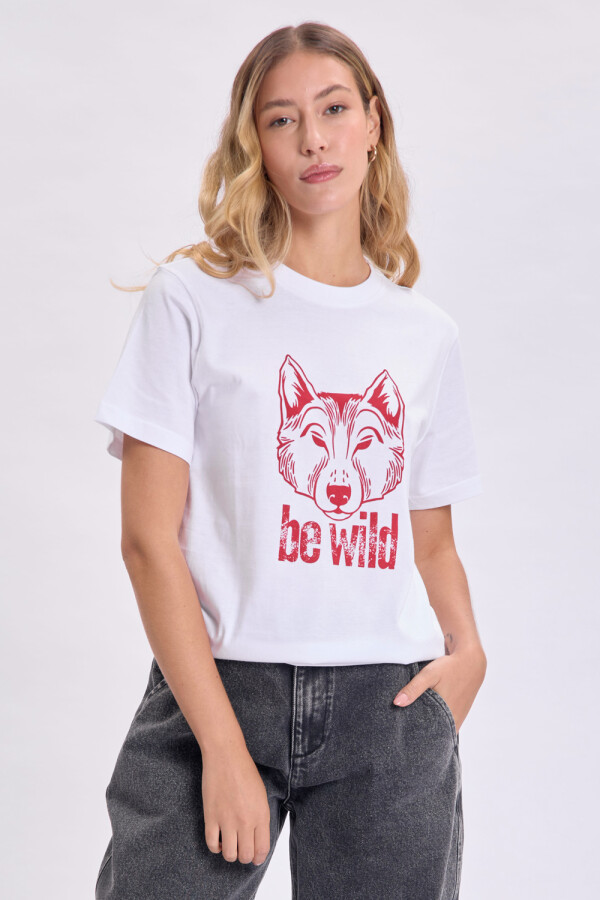 Remera estampa Lobo Blanco