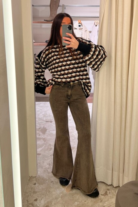 Jean New Paz Marron