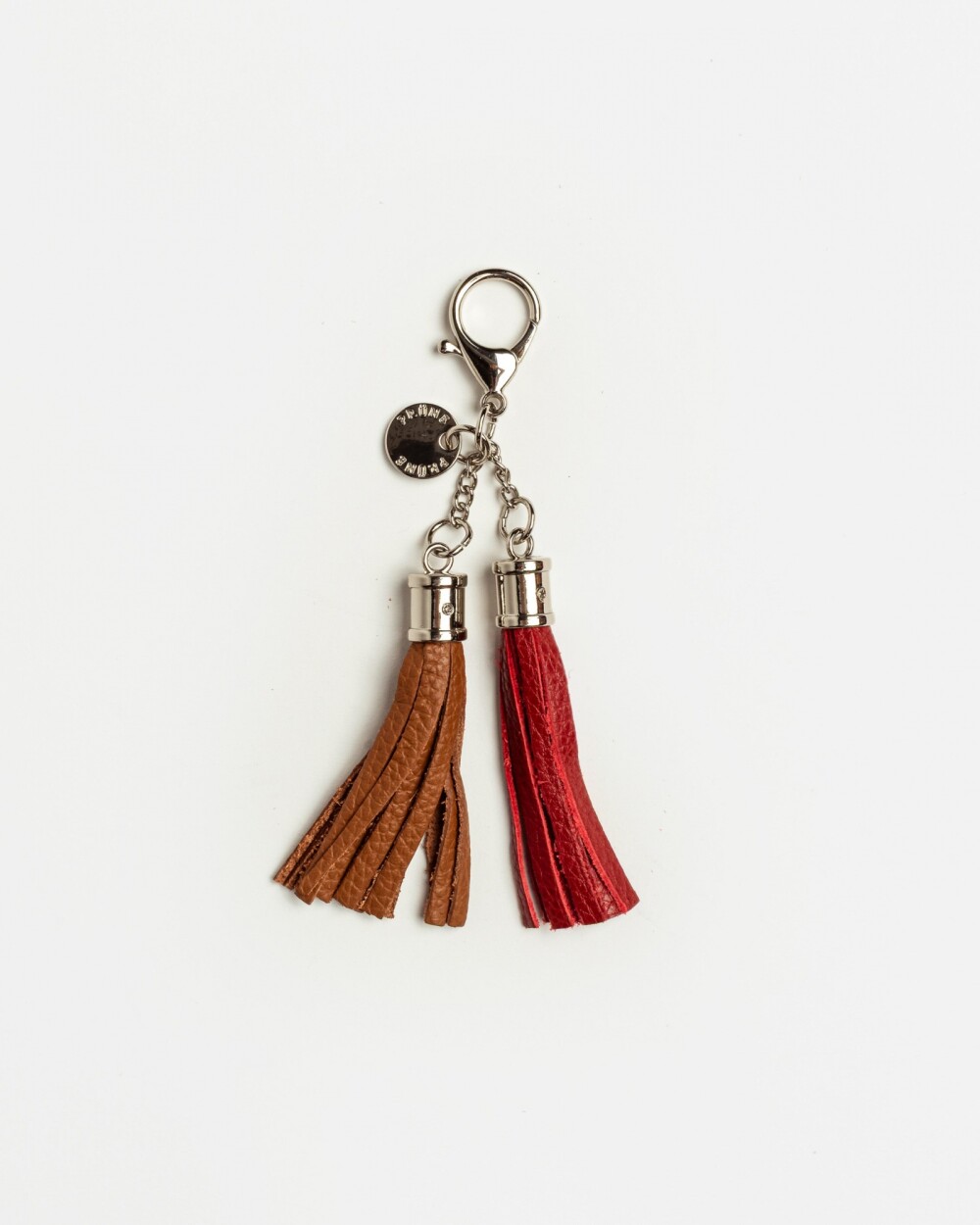 Llavero Charm Kumasi en cuero graneado Marron