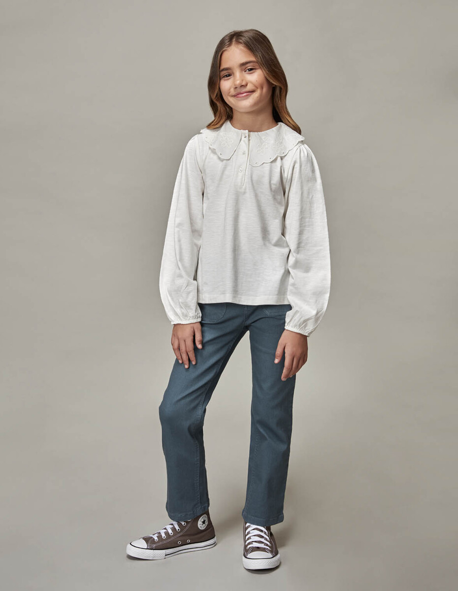 Camiseta Con Cuello Grande Troquelado - Blanco Roto 