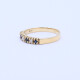 Anillo medio sin fin oro 18k amarillo con 4 zafiros y 3 brillantes. Anillo medio sin fin oro 18k amarillo con 4 zafiros y 3 brillantes.