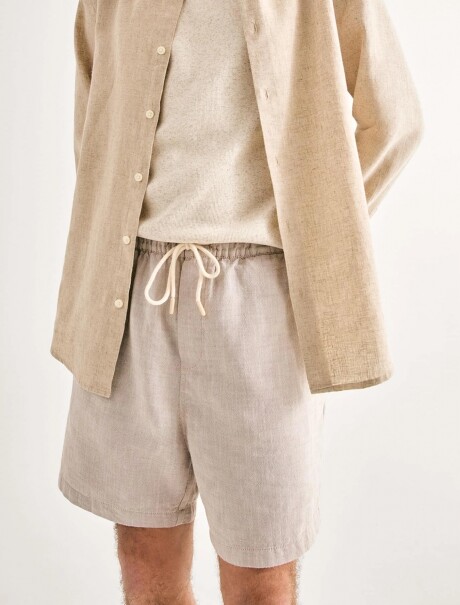 BERMUDA EN TELA TEXTURIZADA BEIGE