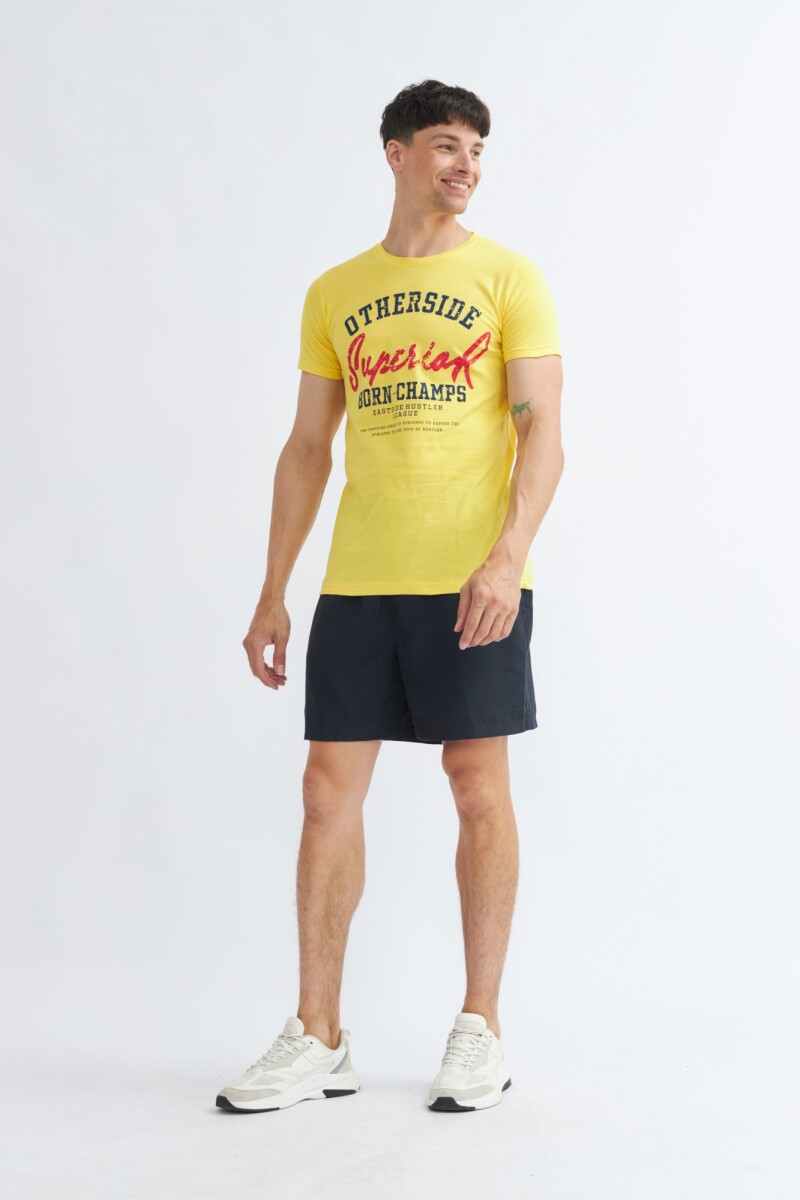 Remera estampada AMARILLO