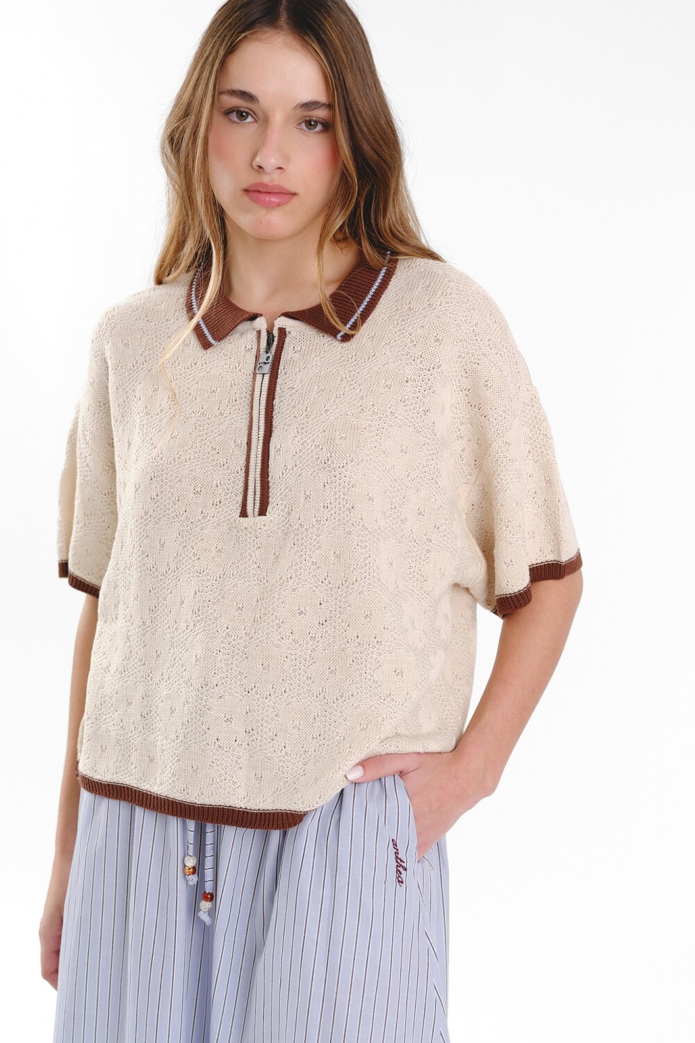 Remera Trébol Crudo