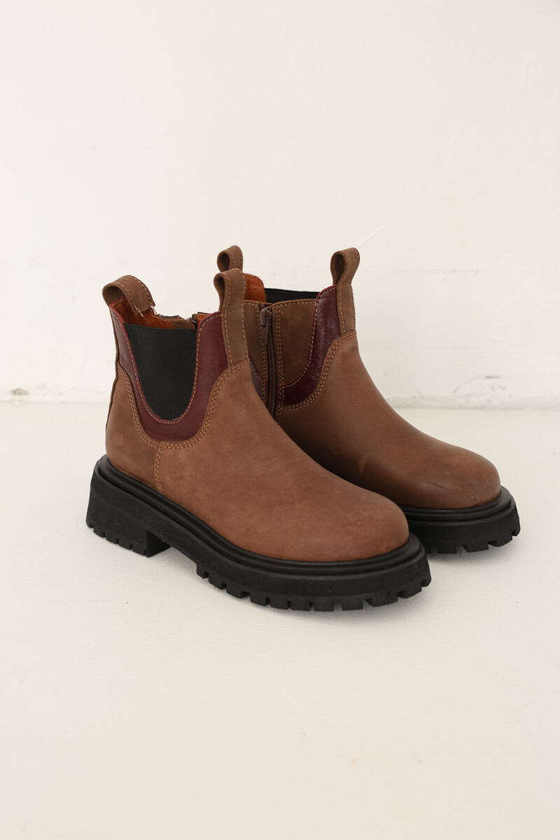 Bota Bosquera Marron/Bordeaux