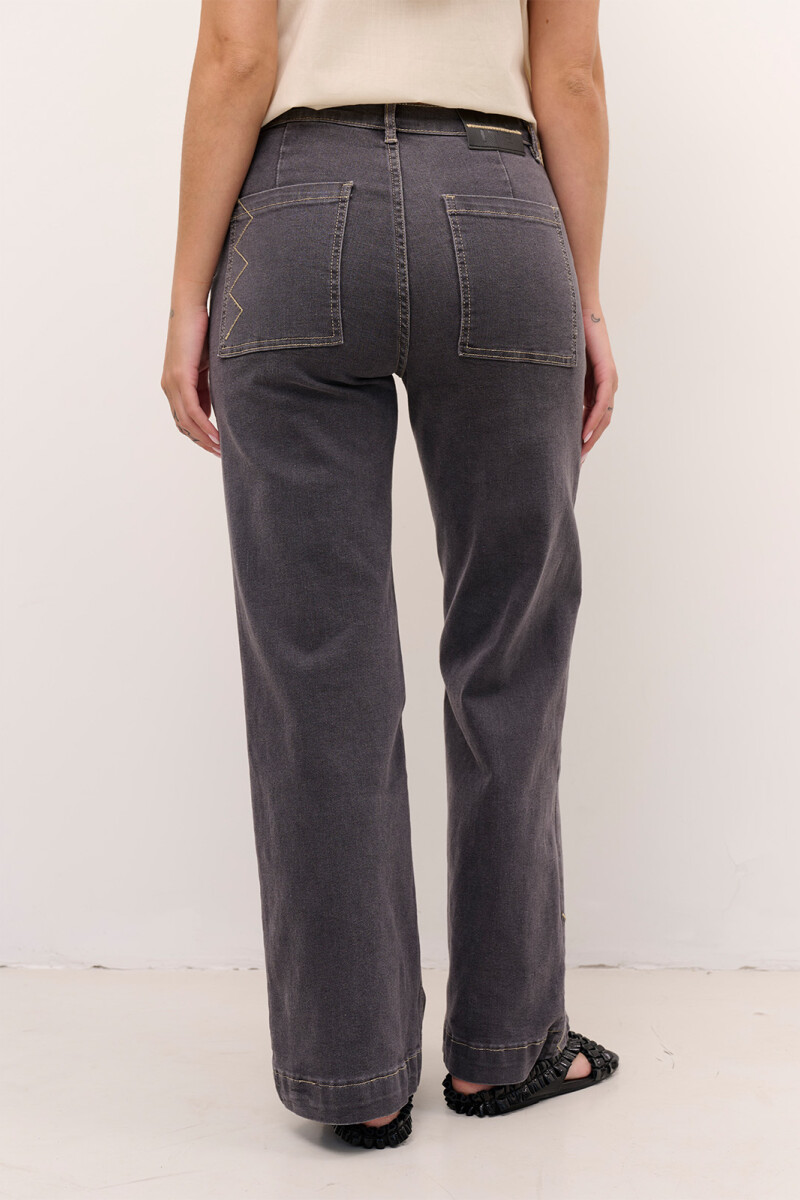JEAN NAOMI AZUL GRIS