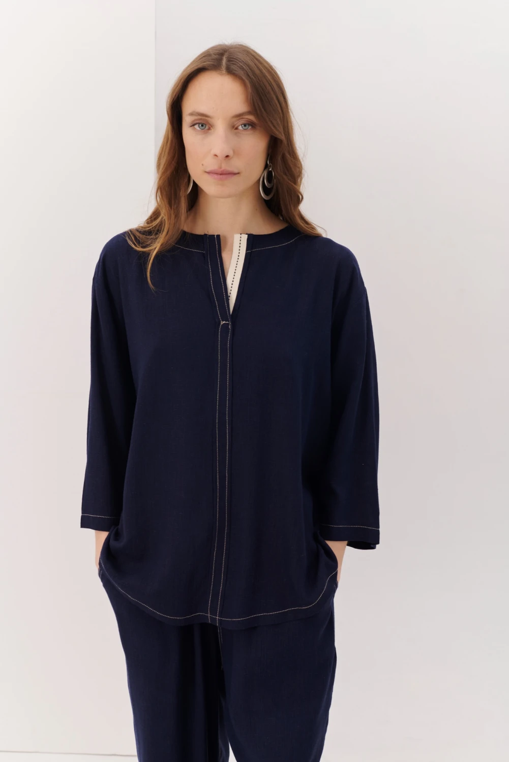 BLUSA LINO ANTONIA azul marino 4