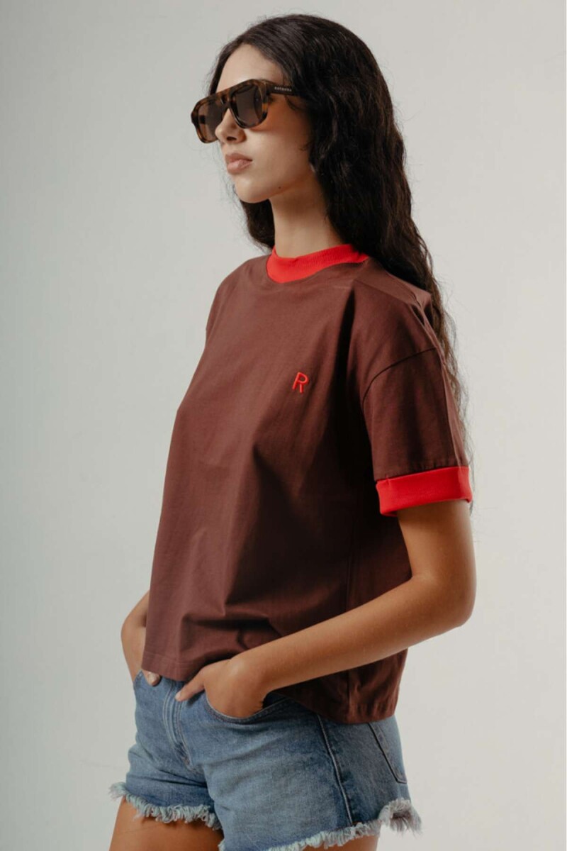 Camiseta Polit - Brownie 