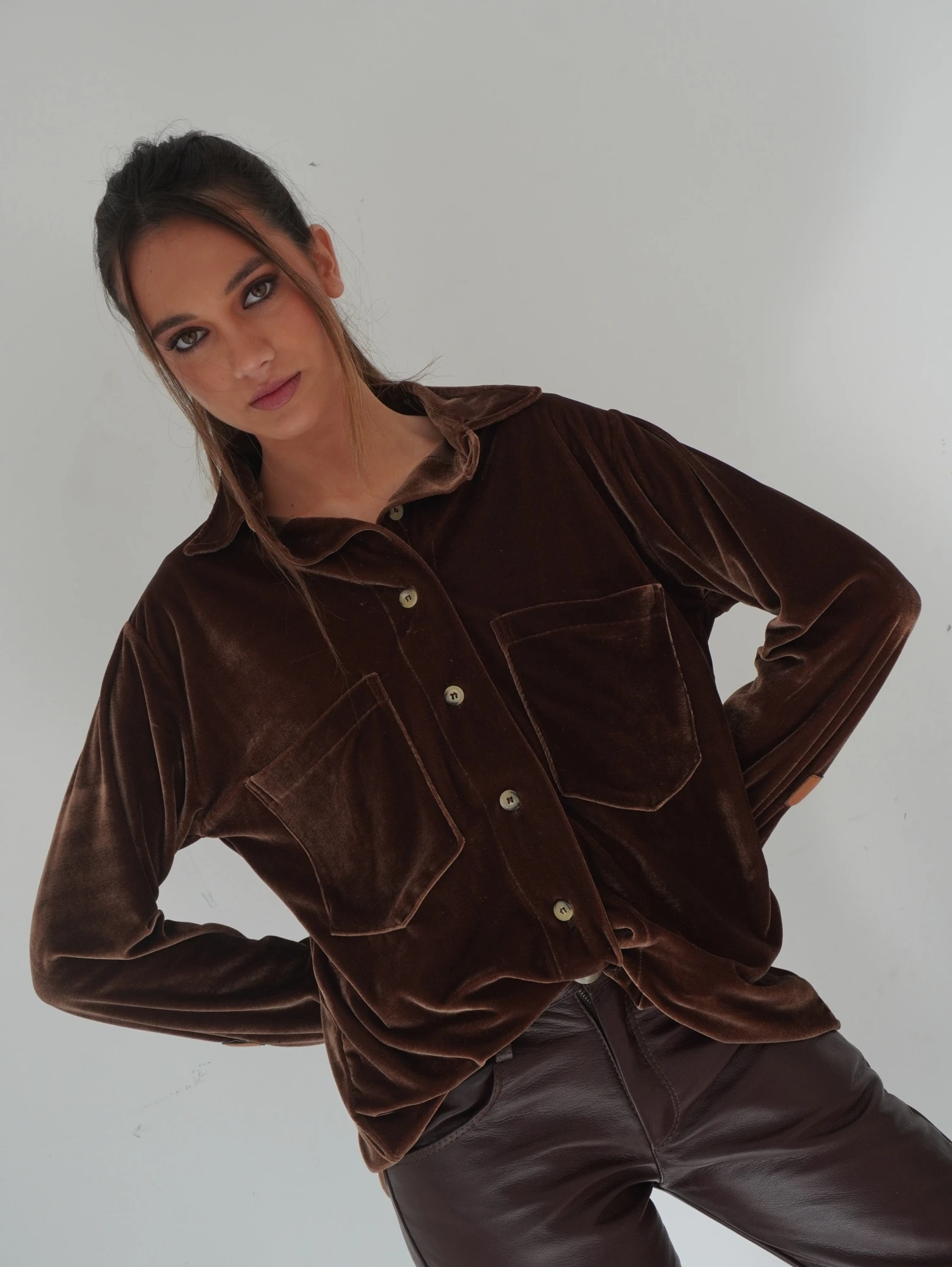 Velvet Shirt con Puño