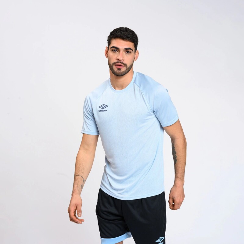 Indumentaria umbro outlet