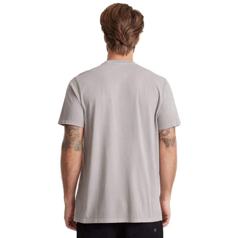 Remera Roark Made To Fade - Gris Remera Roark Made To Fade - Gris