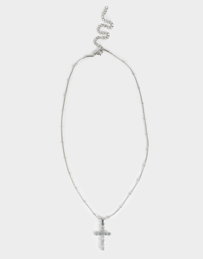 Cadena Corta con Dije Religioso Cadena Corta Con Dije De Acero Quirúrgico - Plateado