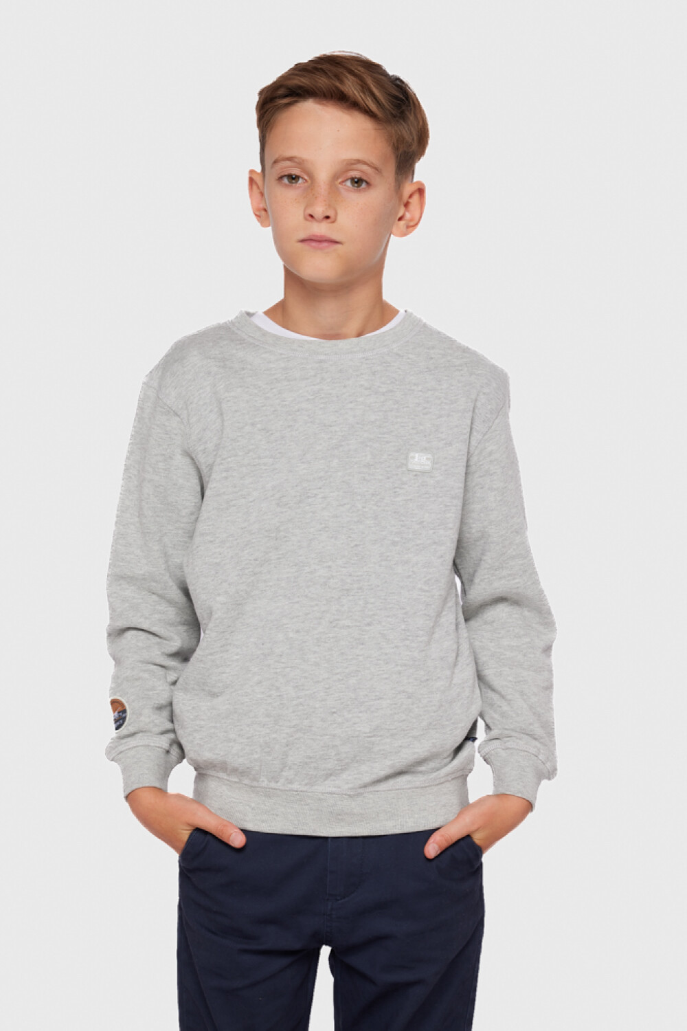 BUZO DEPORTIVO Gris
