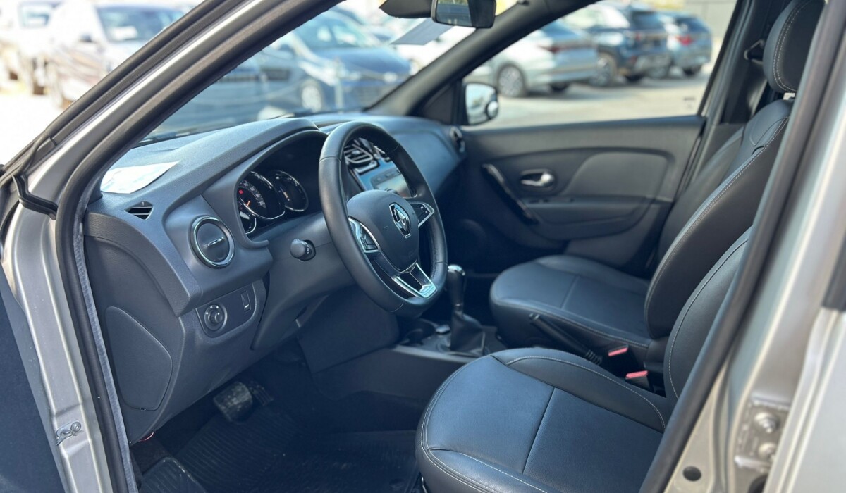 Renault Stepway Intense AT - 2023 Renault Stepway Intense AT - 2023