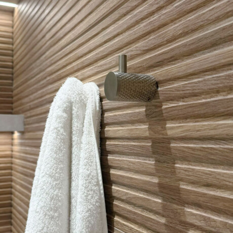 PERCHA LABRADA METAL SIGNATURE GRIS BRUSHED NICKEL SATINADO GRIS-BRUSHED NICKEL