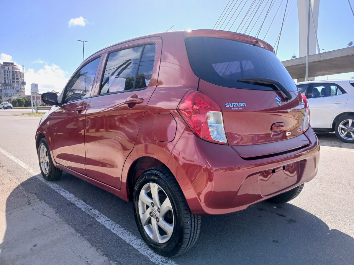 Suzuki Celerio GL 2020 EXCELENTE ESTADO! | Permuta/ Financia Suzuki Celerio GL 2020 EXCELENTE ESTADO! | Permuta/ Financia