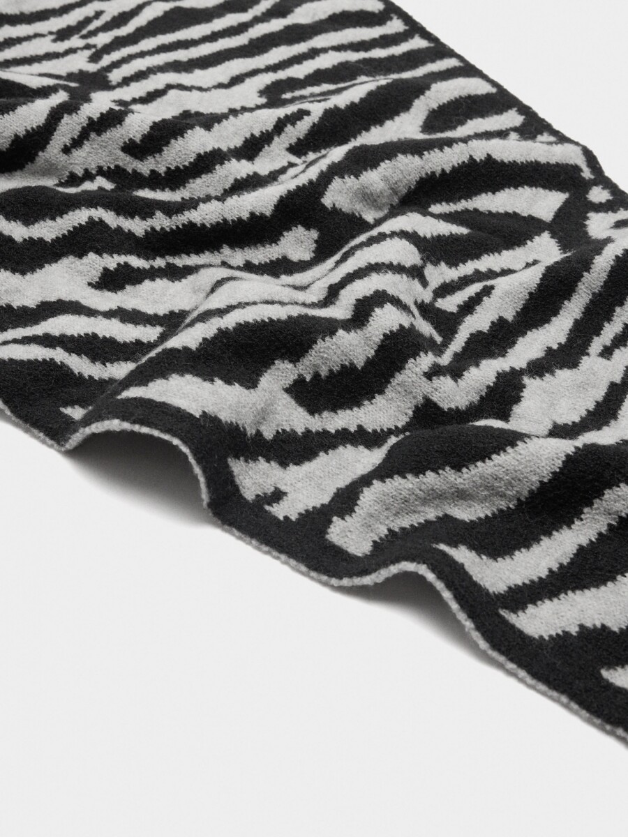 Chal Estampado Animal negro