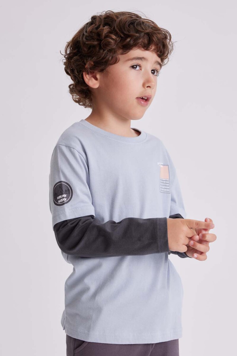Remera manga larga estampa Celeste