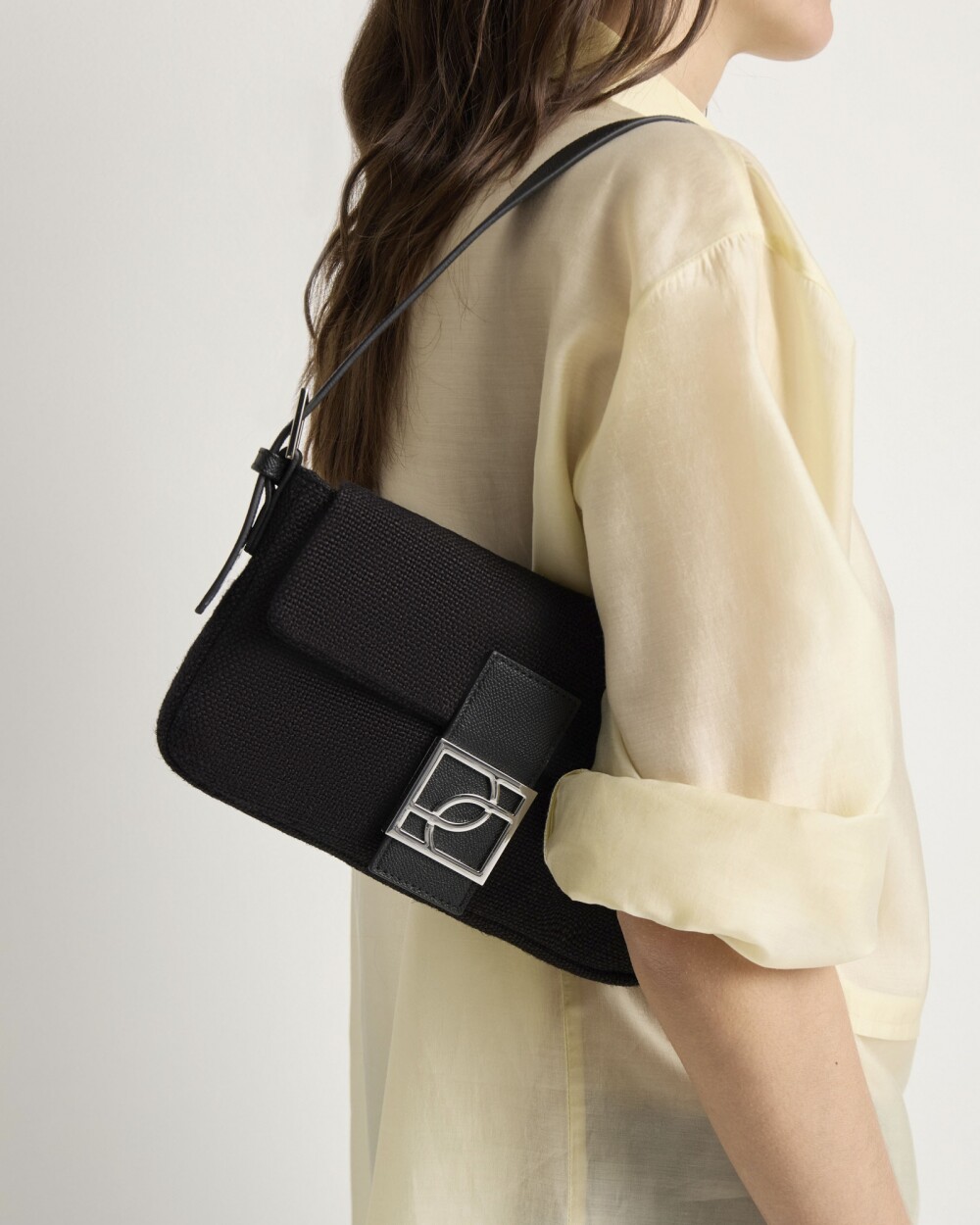 Cartera al hombro Signature en canvas Negro