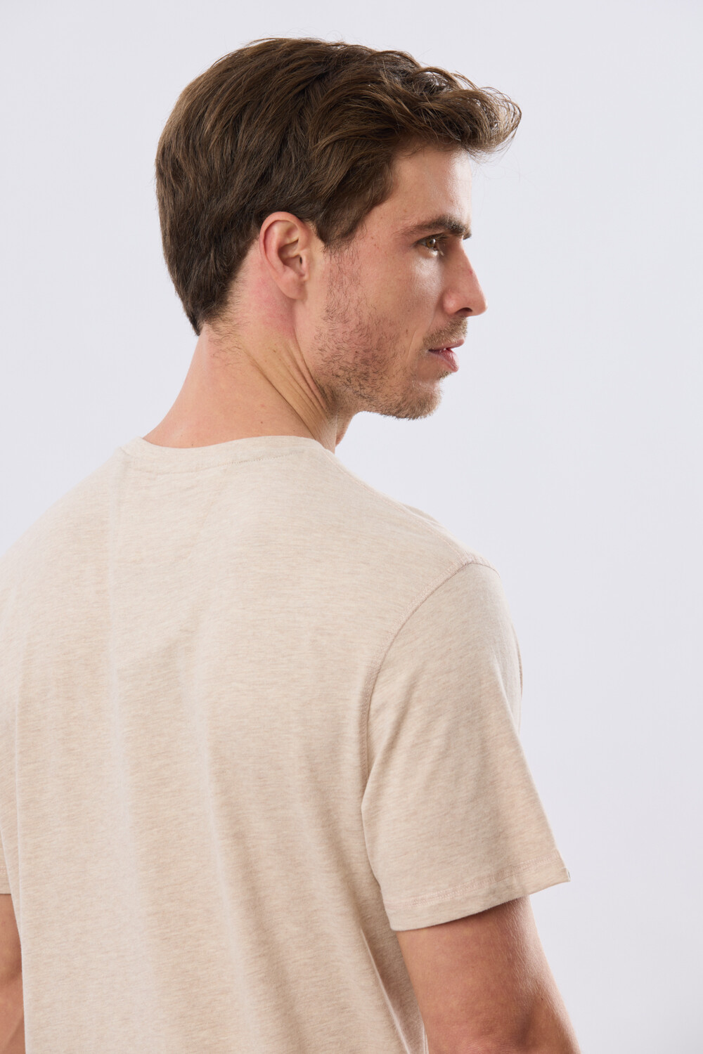 REMERA BÁSICA DE ALGODÓN Beige