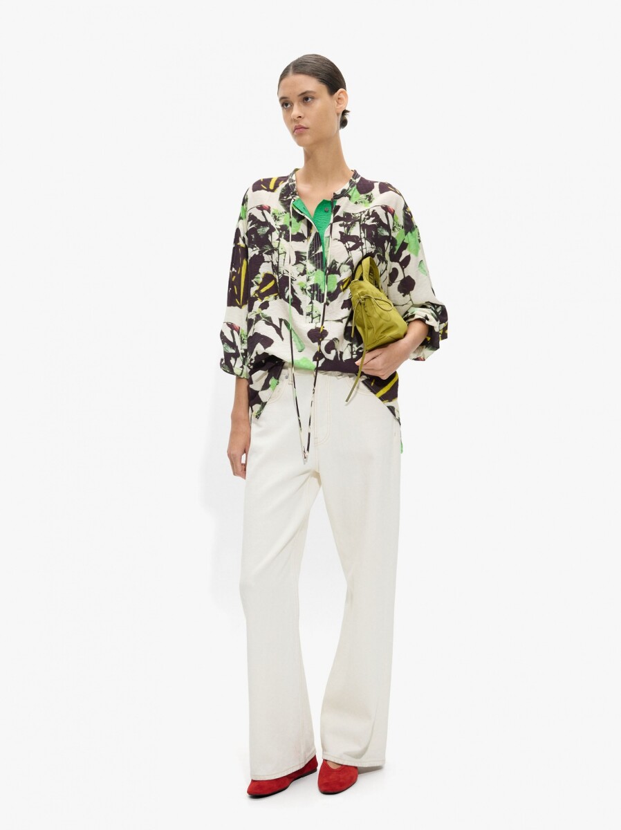 Blusa Fluida Estampada - multicolor 