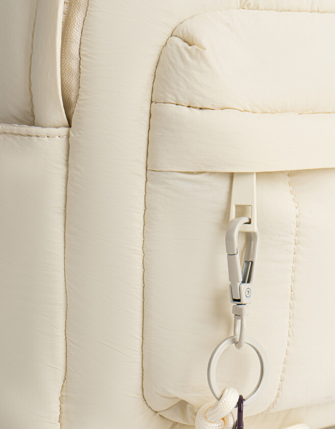 Mochilas Urbanas Mochila Deportiva Puffy Crudo - Blanco Crudo