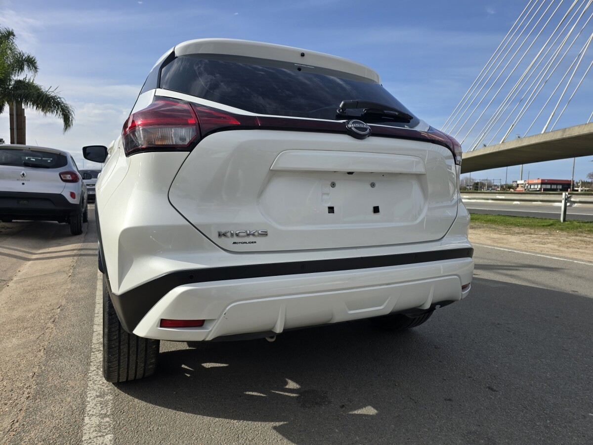 Nissan Kicks 2024 EXCELENTE ESTADO! | Permuta / Financia Nissan Kicks 2024 EXCELENTE ESTADO! | Permuta / Financia