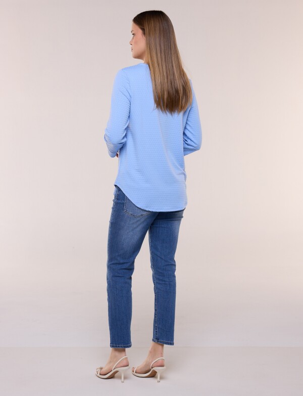 Remera Manga 3/4 Con Detalle De Puntilla Calada CELESTE