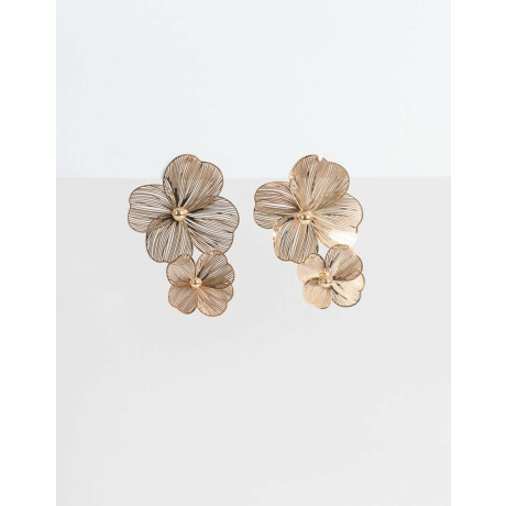Aros Colgantes Largos Con flores Dorado
