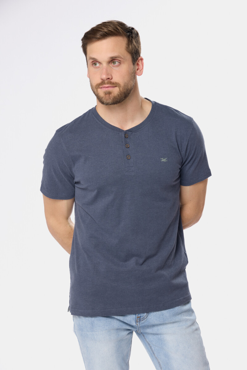 REMERA LISA CUELLO MAO - Azul 