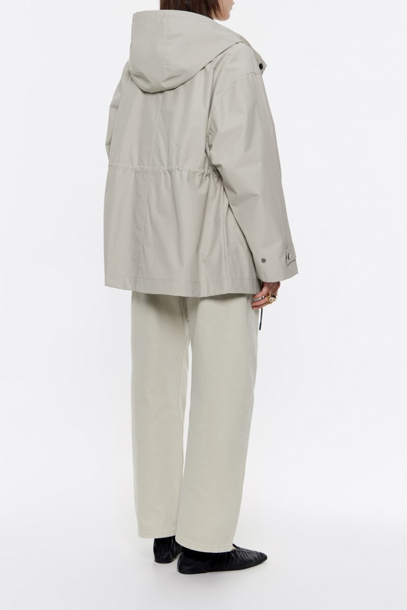 GABARDINA CORTA PIEDRA Gris