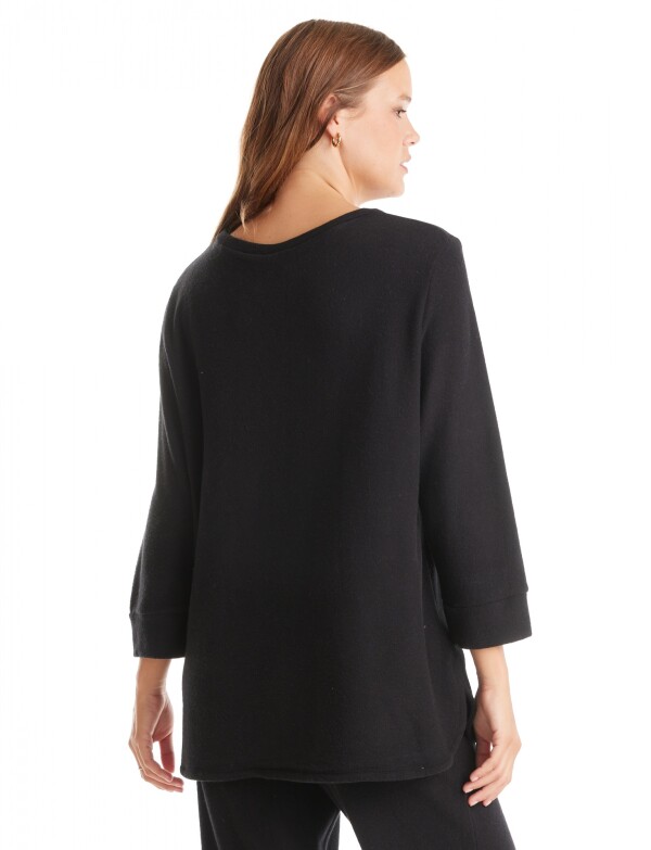 Buzo Soft Esc V NEGRO