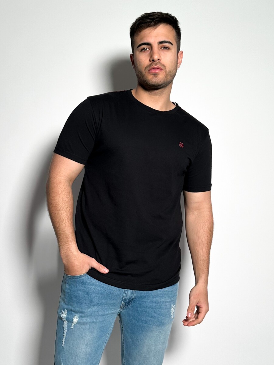 Remera Timo - Negro 