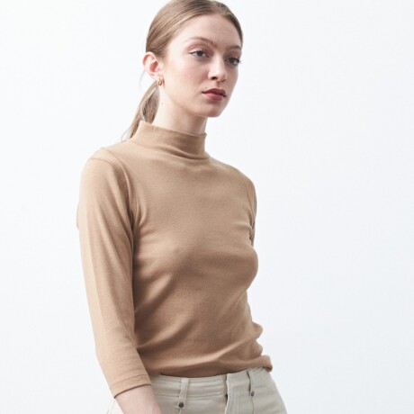 POLERA RULIO Beige Oscuro