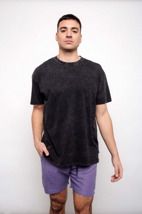Remera Santi Negro