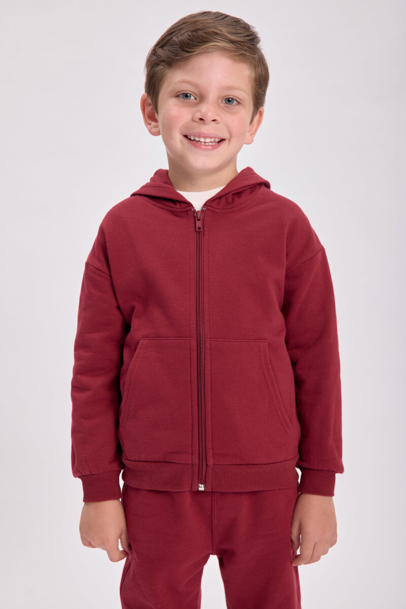 Campera deportiva básica Bordó