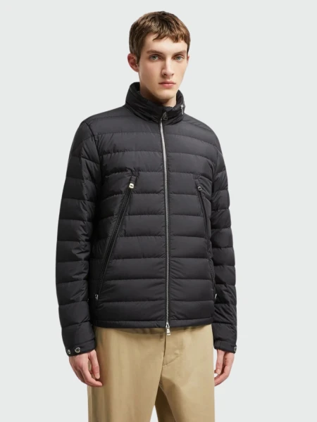Moncler - Plumífero corto con capucha Alfit Negro