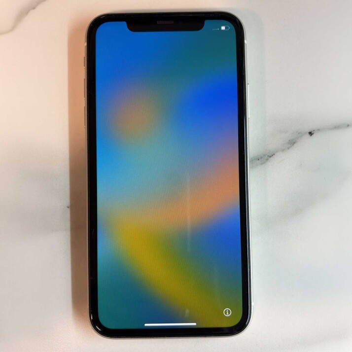 iPhone 11 64GB - White iPhone 11 64GB - White