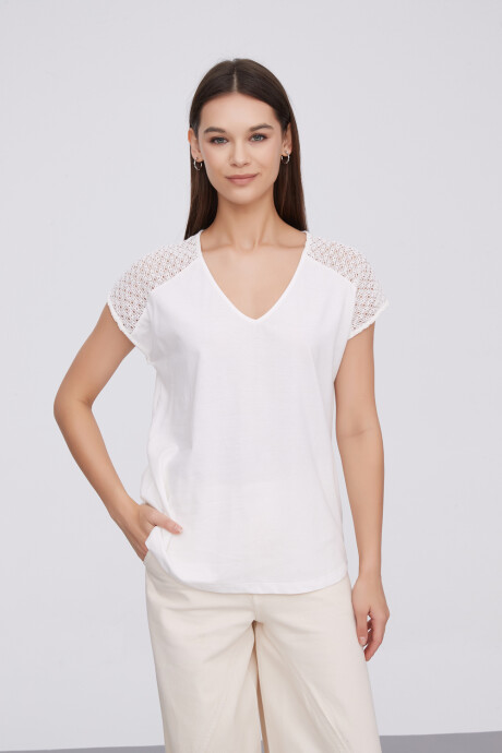 Remera Selam Marfil / Off White