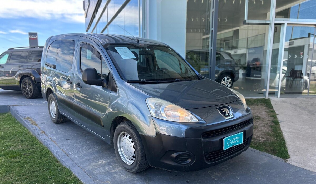 Peugeot Partner B9 5 Plz. 2010 1.6 Peugeot Partner B9 5 Plz. 2010 1.6